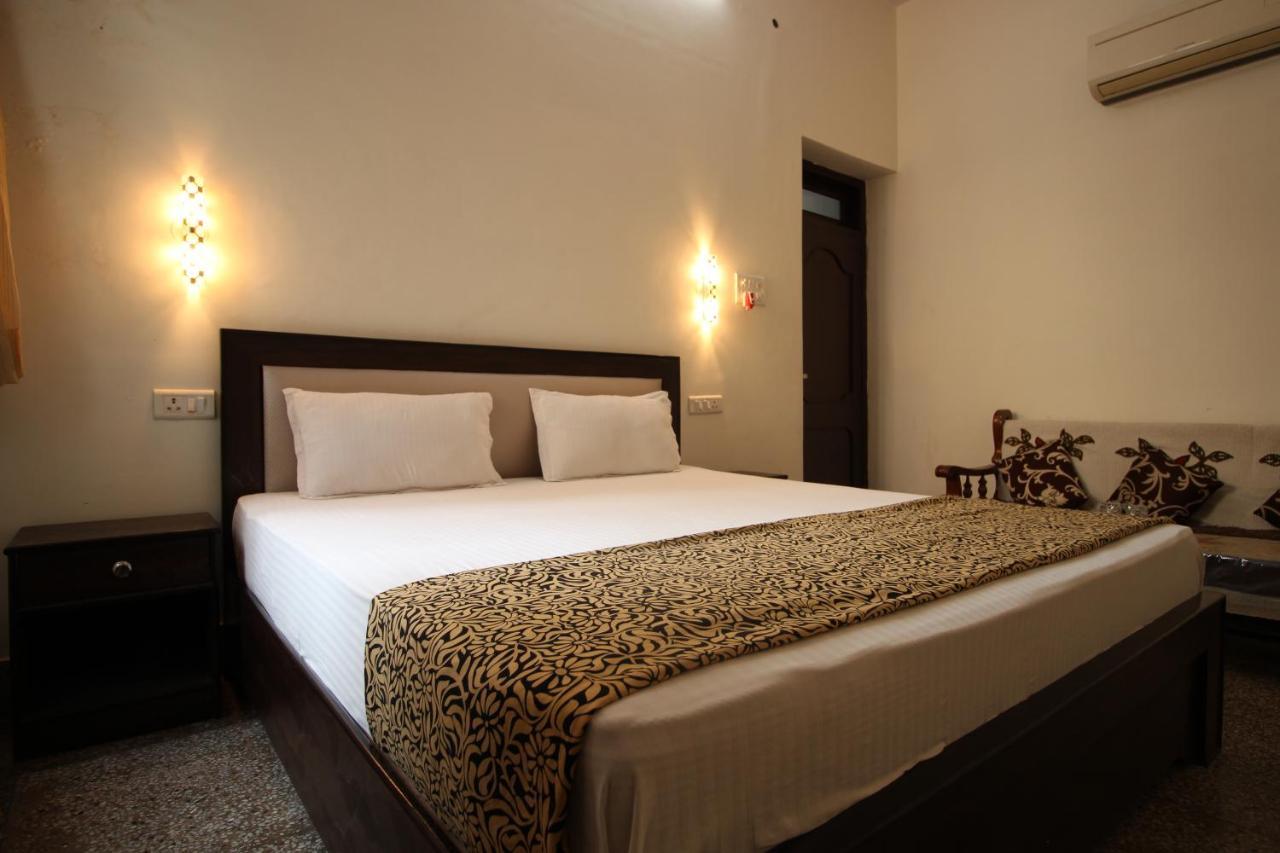 Hotel Vacation Jaipur Bagian luar foto