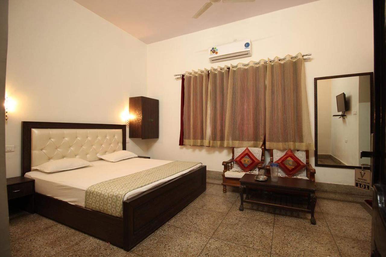 Hotel Vacation Jaipur Bagian luar foto