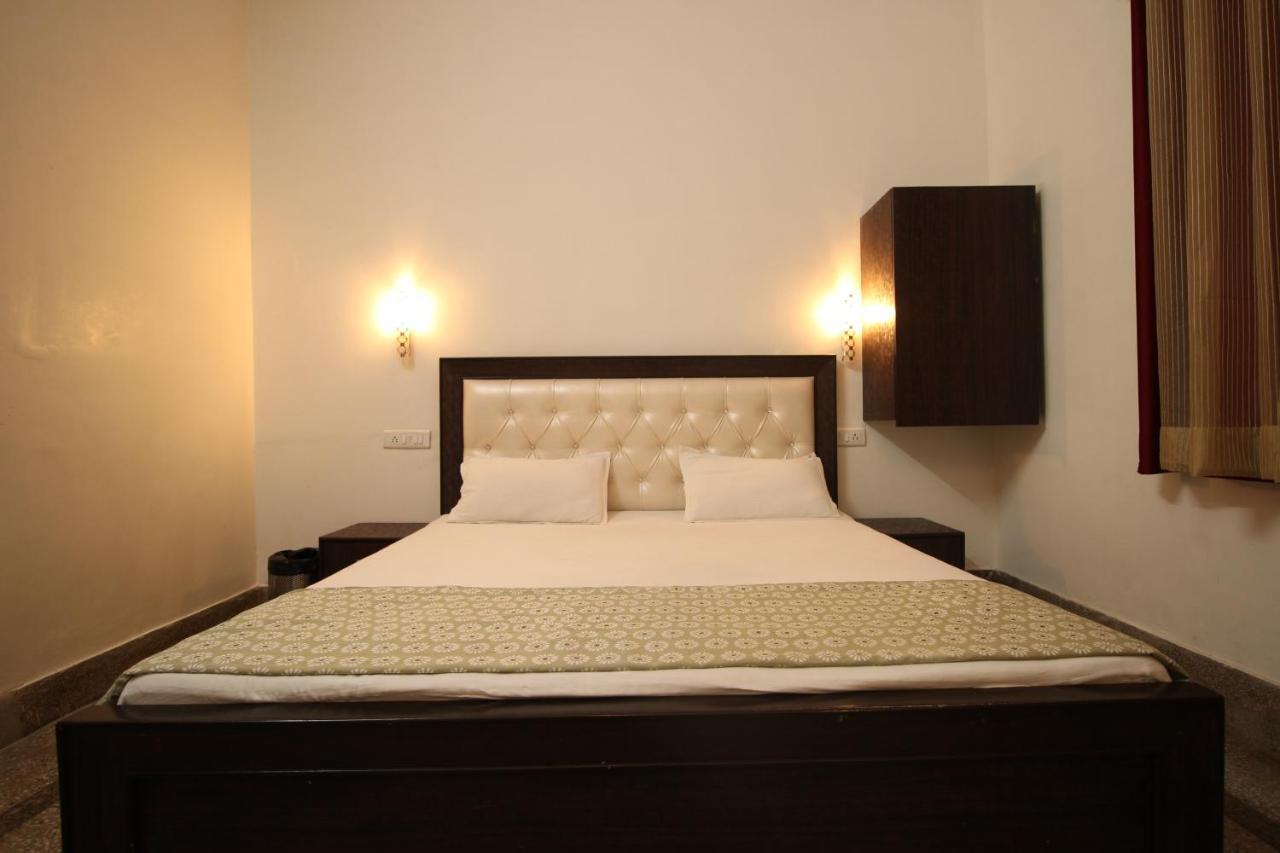 Hotel Vacation Jaipur Bagian luar foto