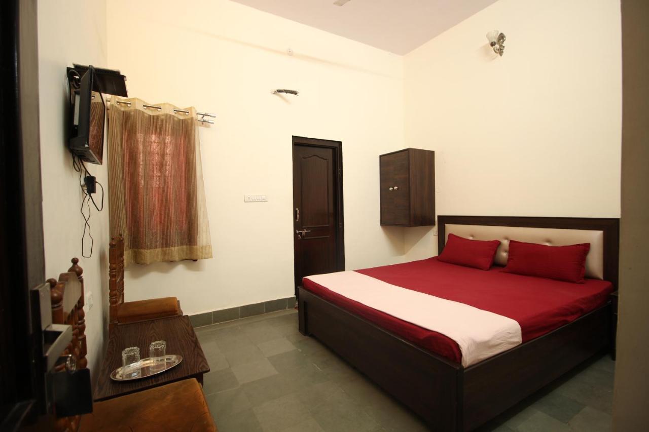 Hotel Vacation Jaipur Bagian luar foto