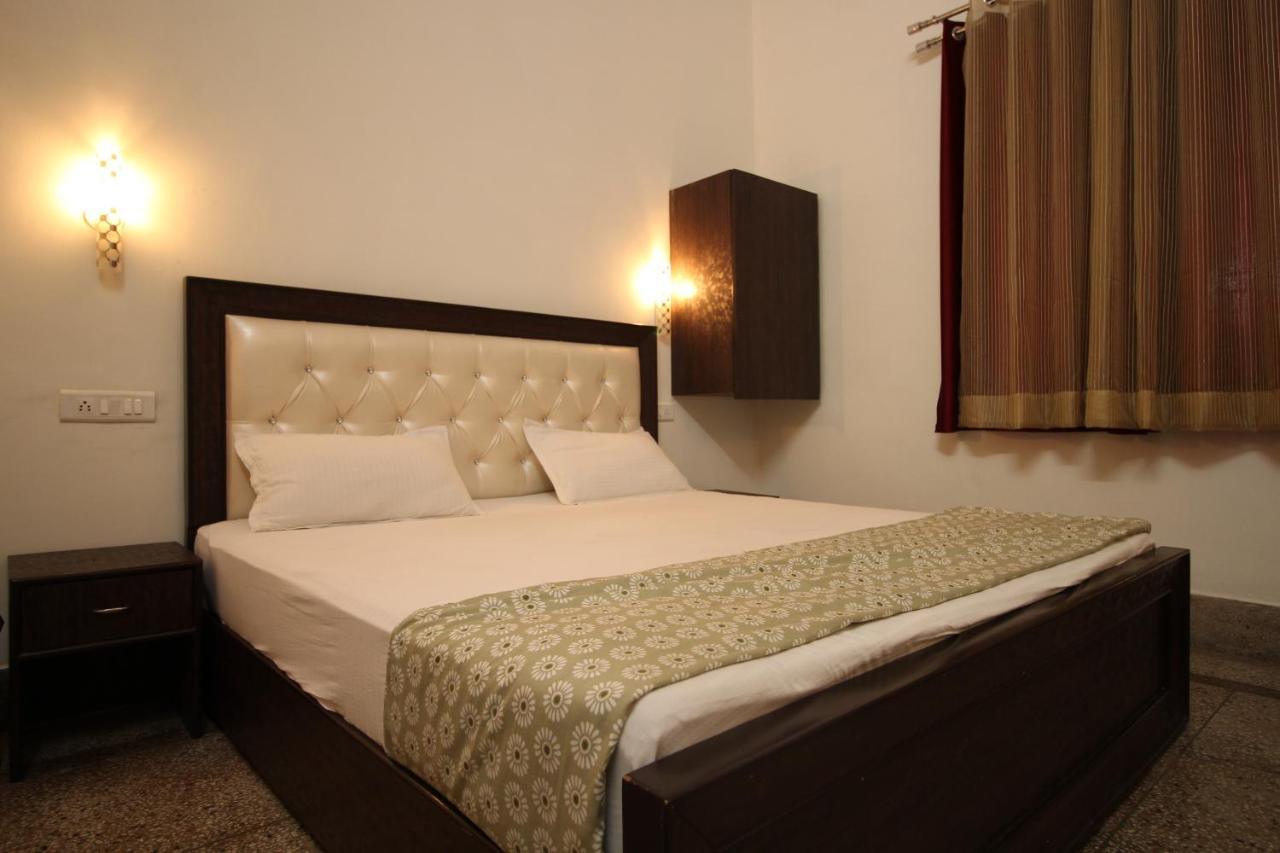 Hotel Vacation Jaipur Bagian luar foto